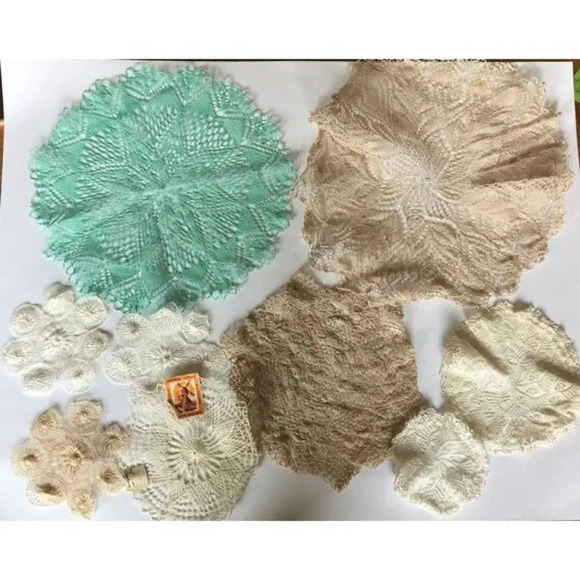 Lace Doilies Vintage Crochet Macrame  Handmade Antique - Picture 1 of 10